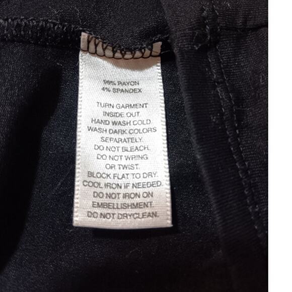 WHBM Beaded Top Shirt Size Small Stretchy Shiny Bling Art to Wear Black Silver - Picture 6 of 8